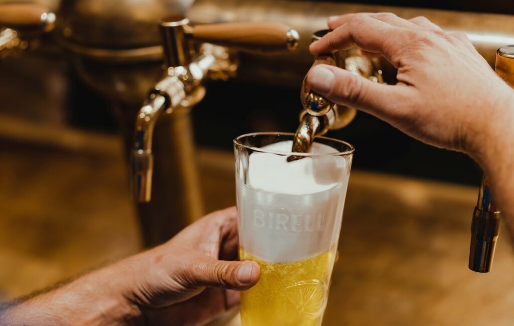 Noc pivovarů představí i umění sládků při vaření nealkoholických piv